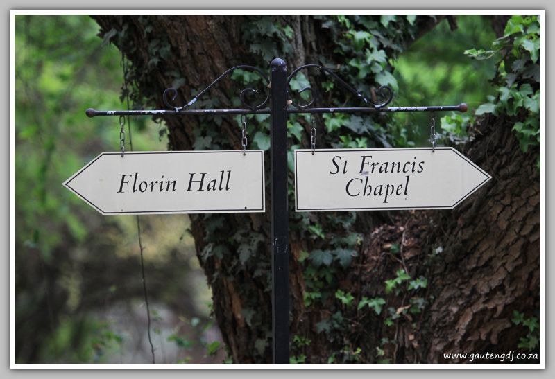 The Moon And Sixpence Wedding Venue